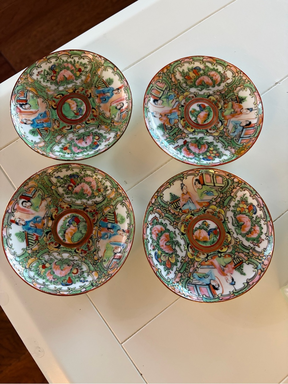 Vintage Rose medallion pattern plates Porcelain made in china - 5” Set of 4